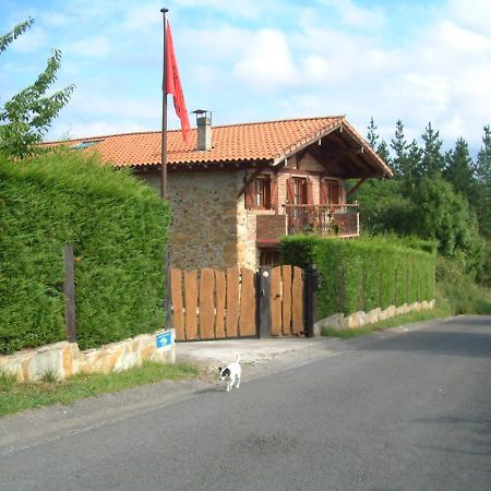 Albergue Eskerika Exclusivo Peregrinos Esquerica מראה חיצוני תמונה