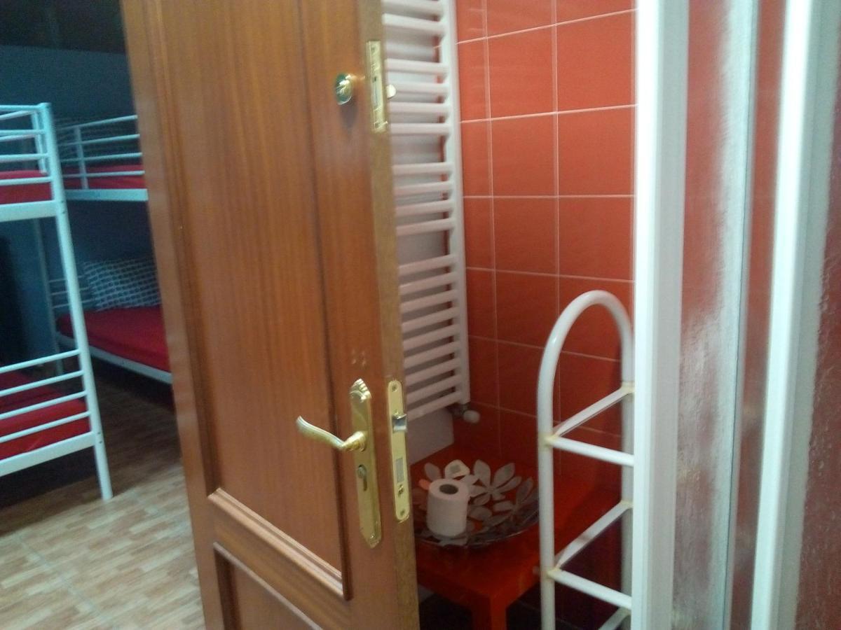 Albergue Eskerika Exclusivo Peregrinos Esquerica מראה חיצוני תמונה